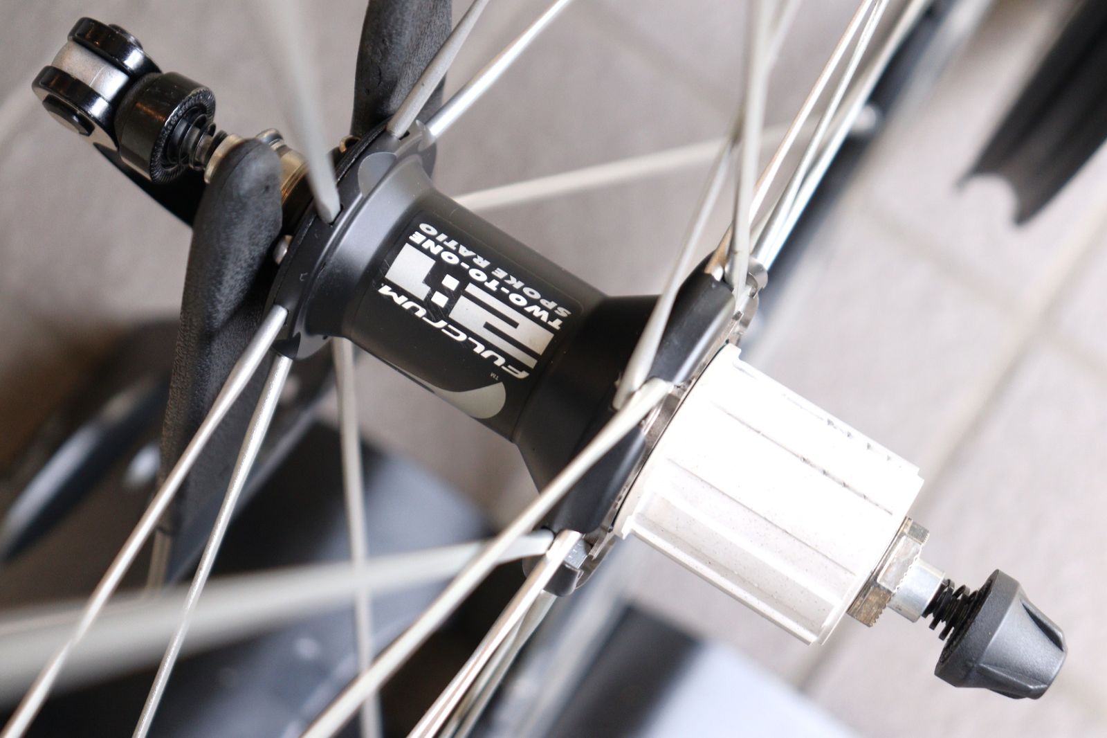 フルクラム FULCRUM レーシング RACING1 アルミ クリンチャー ホイールセット シマノフリー 11 12S ナローリム 15C 横浜店 BRIGHTFACE_UK