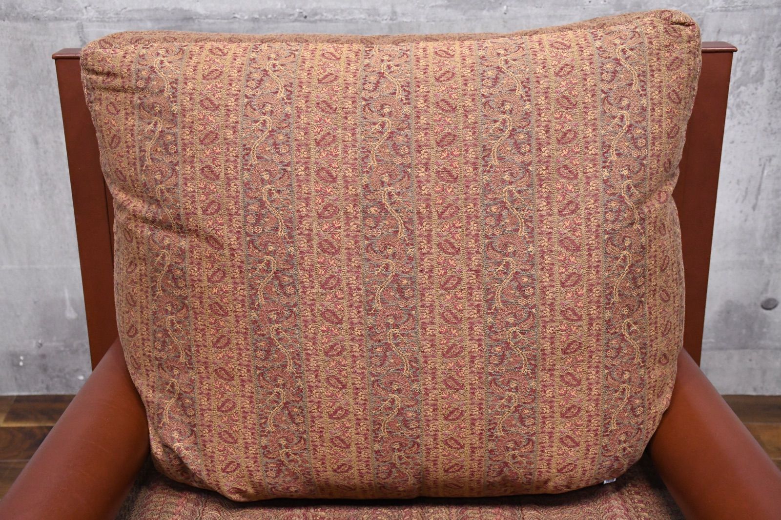 EJK85 B-B ITALIA BAISITY バイシティ アームチェア 1人掛けソファ アントニオ チッテリオ イタリア ヴィンテージ モダン シングルソファ 1Pソファ NEXPOTALLINN_EU