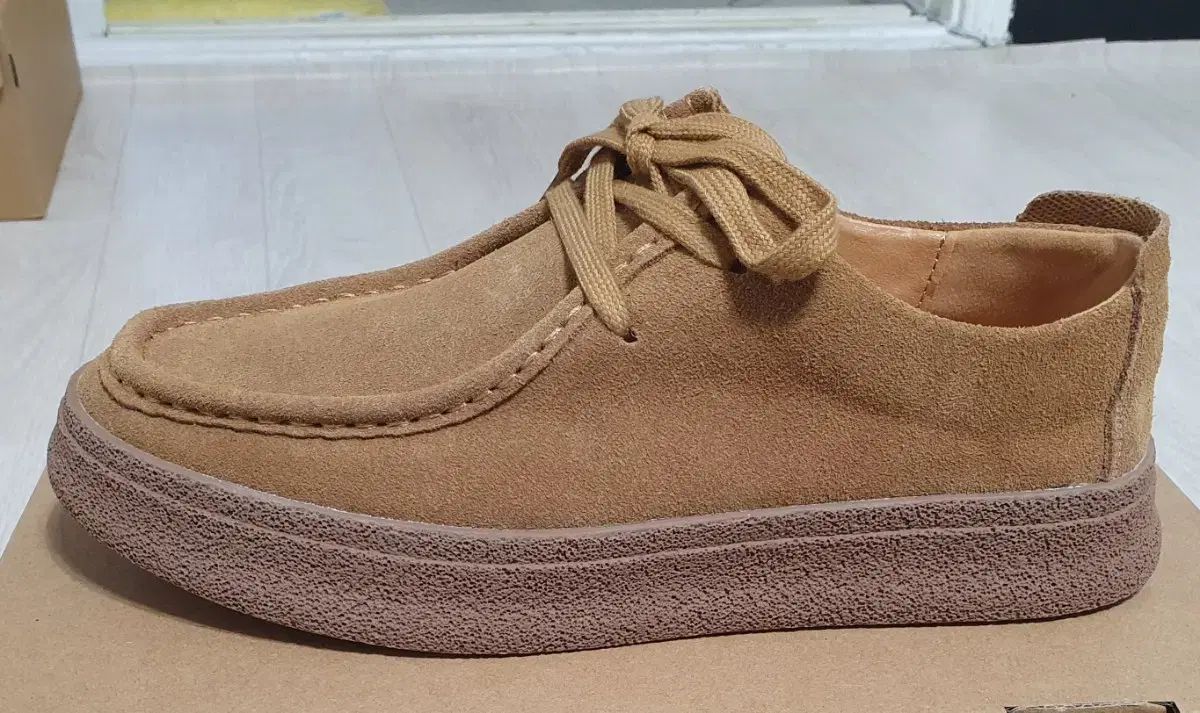 250 正規 x SIXFT NORM WALLABEE