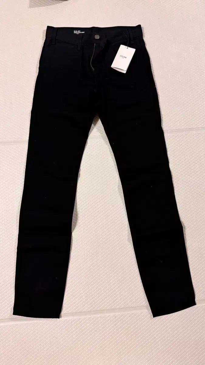 Celine セリーヌ 基本 ブラックデニム