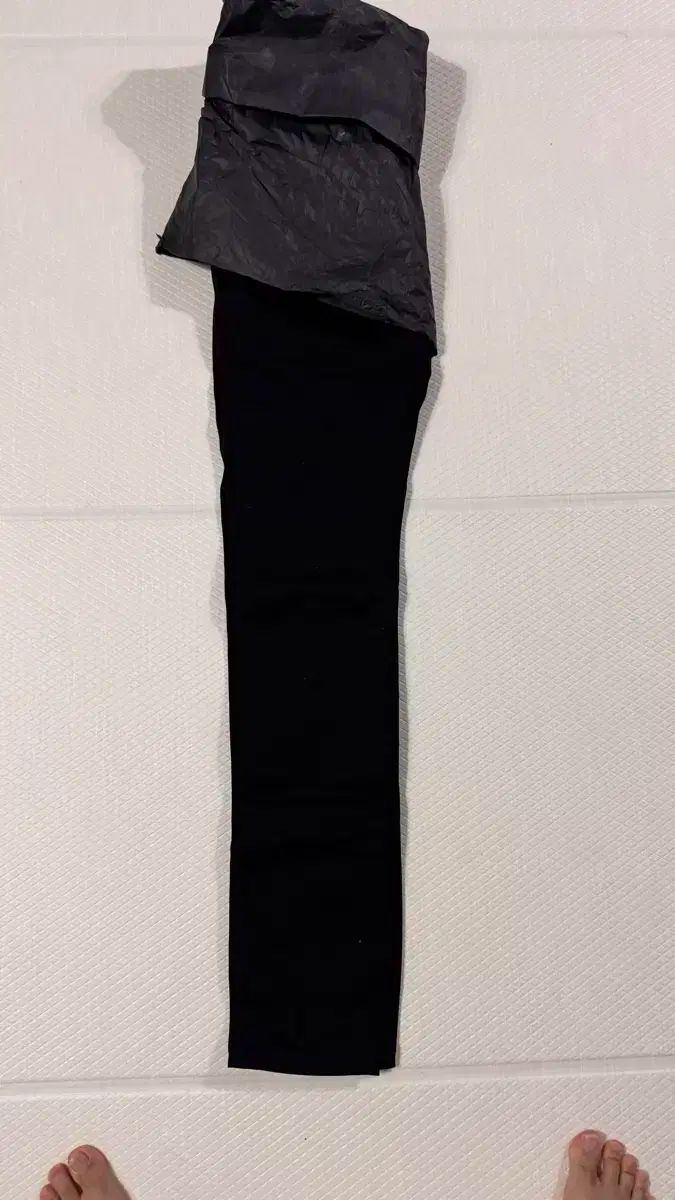 Celine セリーヌ 基本 ブラックデニム DECORATOM_COM_BR