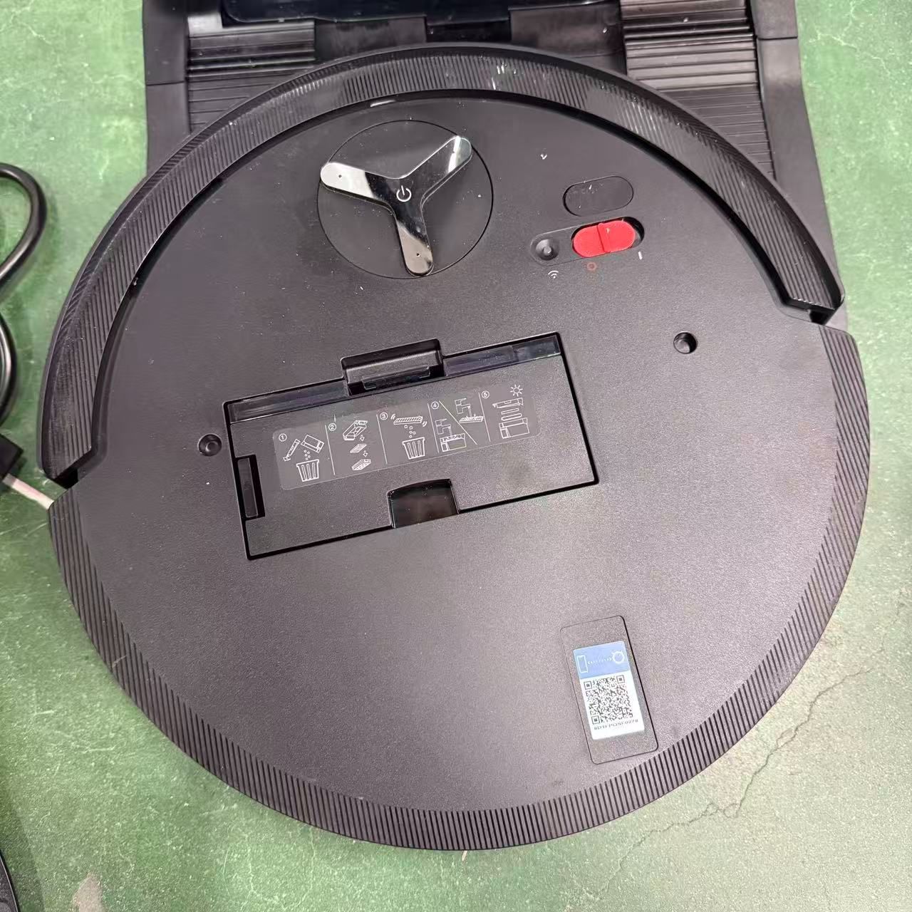 OmniCyclone ロボット掃除機