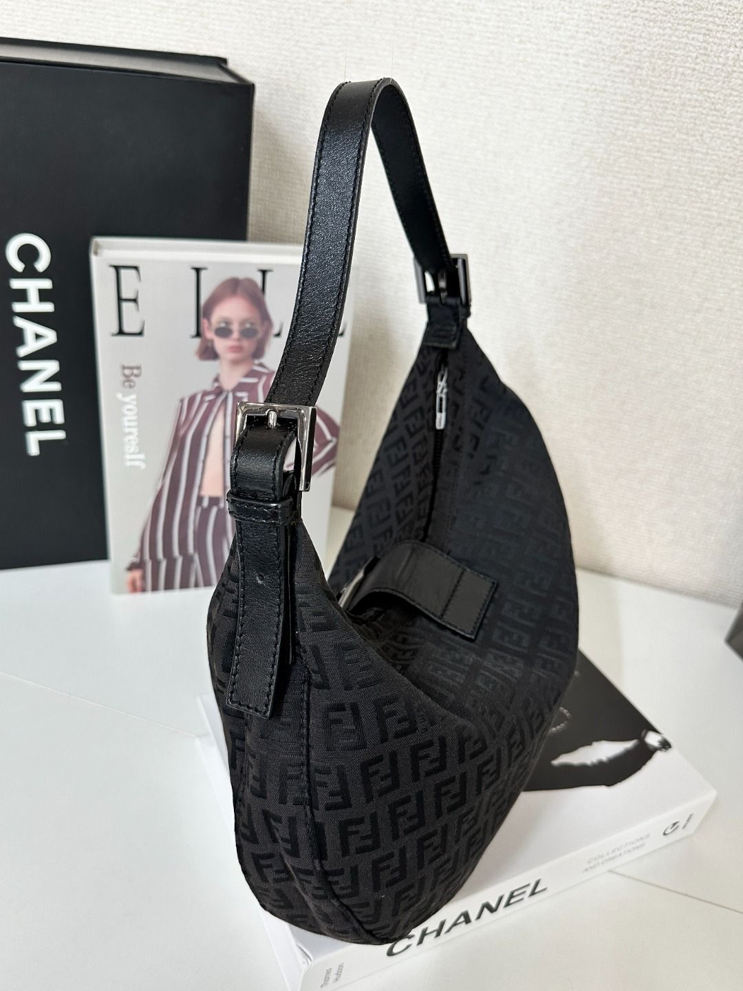 ショルダーバッグ