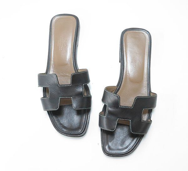 HERMES オラン Hロゴ フラット サンダル 黒 37. 約24.5 cm カーフレザー エルメス G 104