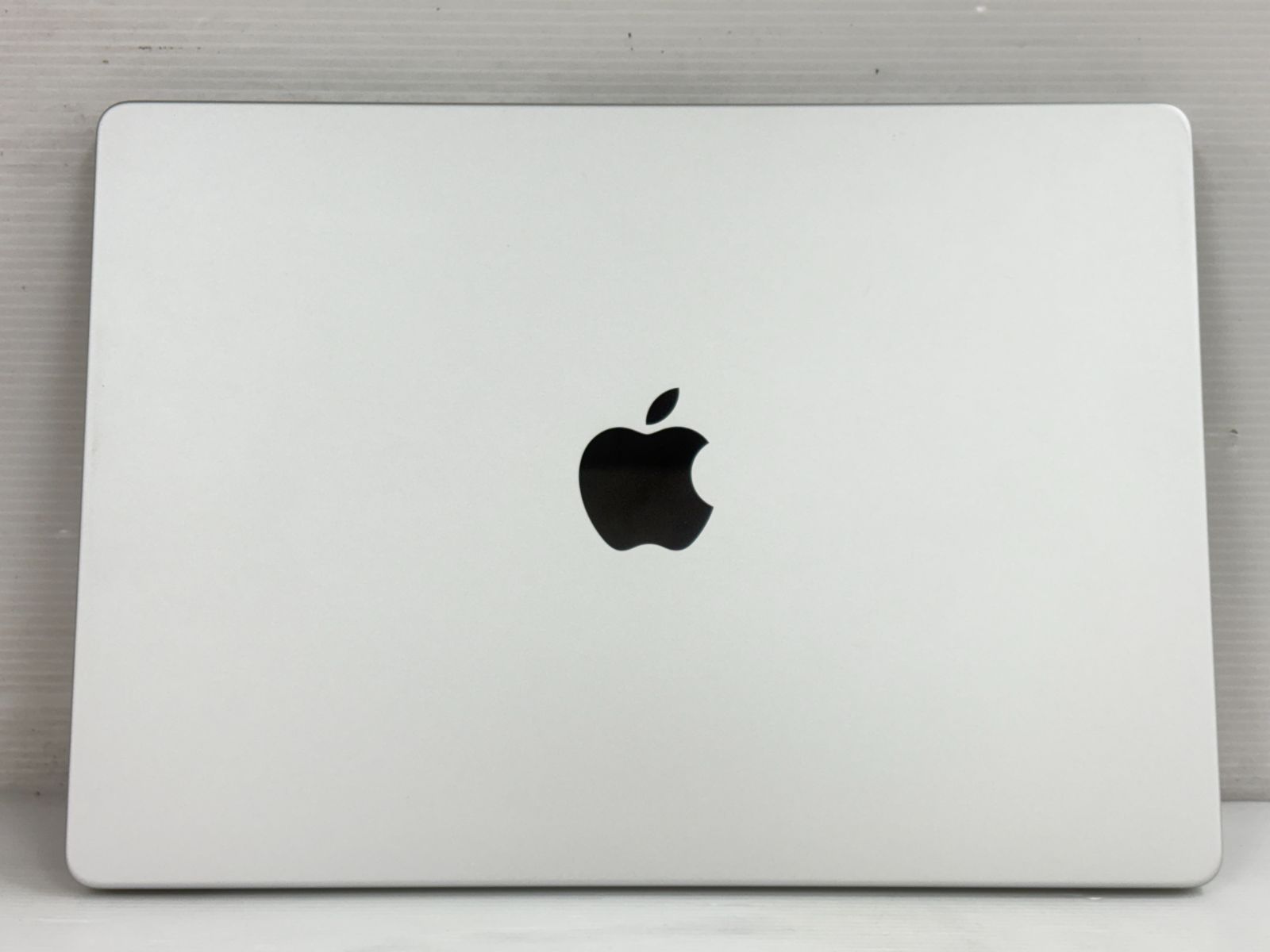 USキー 超 Apple MacBook Pro 14-inch 2021 A2442 Apple M1 Pro-10コア RAM 32GB SSD 1TB 16コアGPU 充放電数13回 Tahoe 動作品