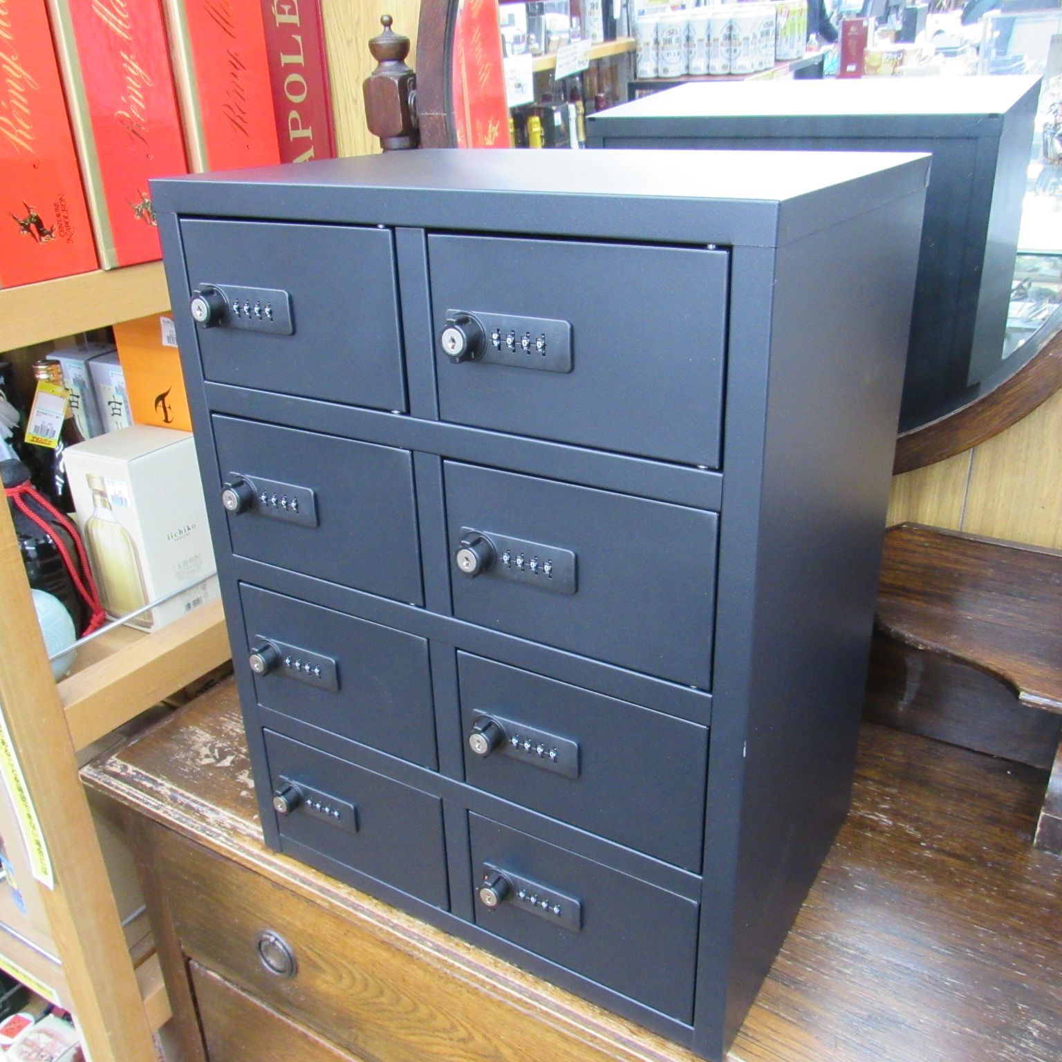 LOOKIT Nsafe エヌセーフ 品ロッカー 保管用 ダイヤル錠 2列4段8人用 小物入れ エキスパート藤沢辻堂店