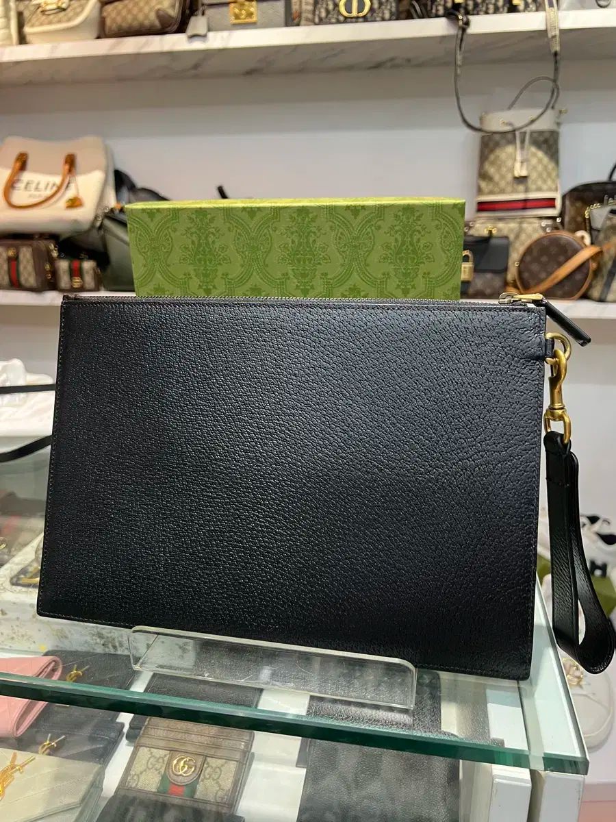 グッチ マーモント