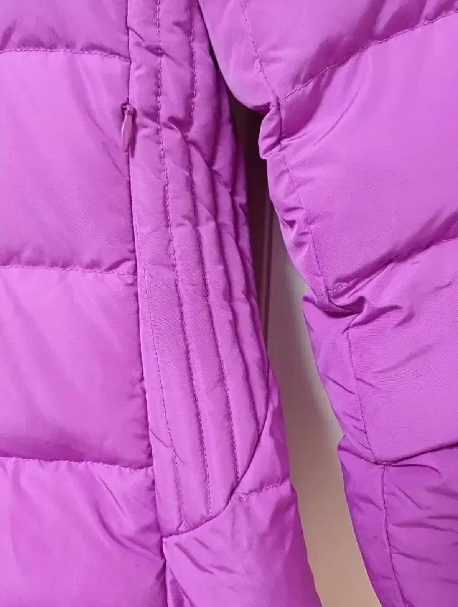 グースダウン BENETTON