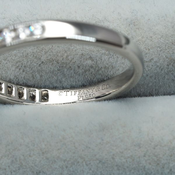 ダイヤモンド 0.37ct