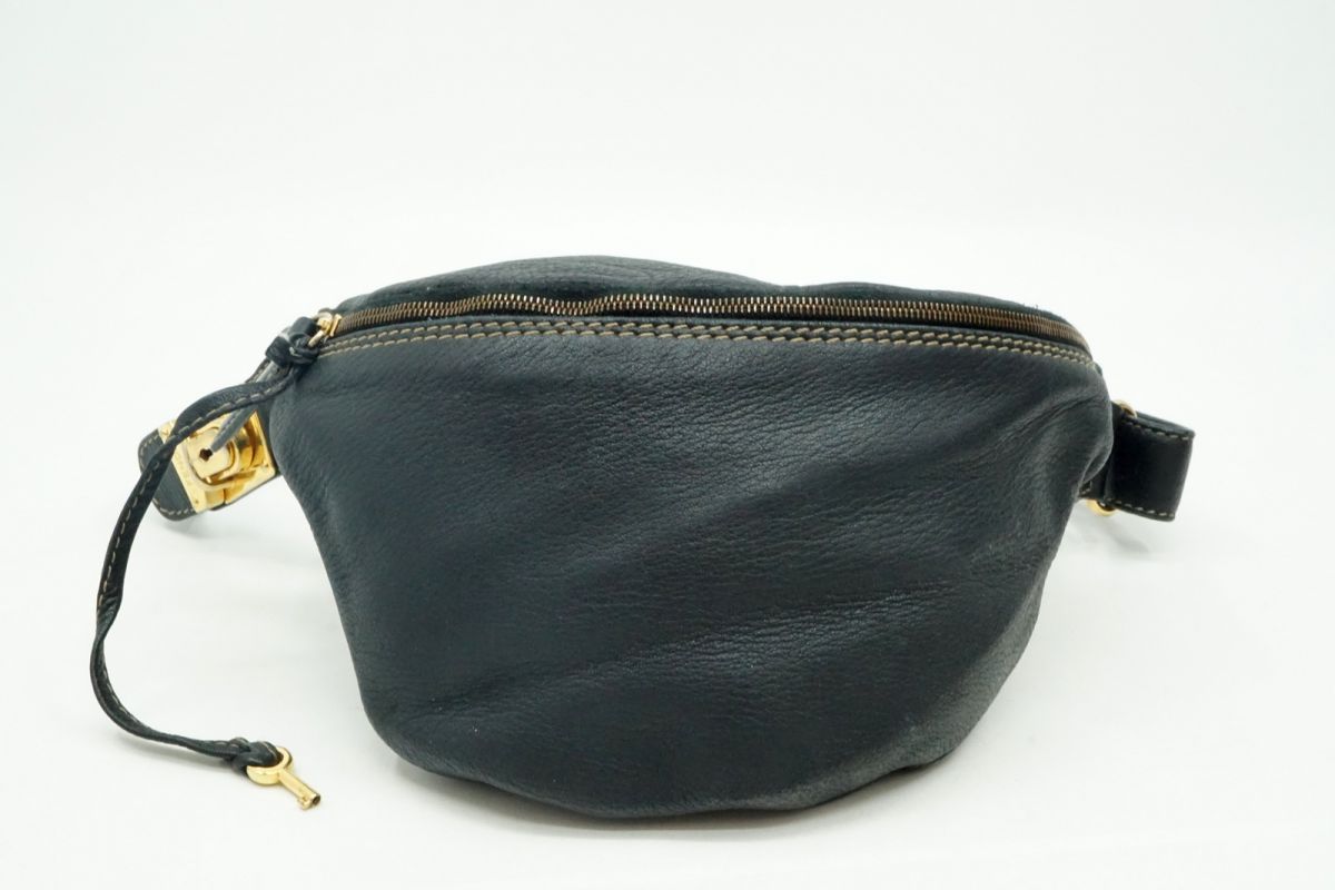 フェンディ ヴィンテージ ウエストポーチ ベルトバッグ キーロック ゴールド金具 レザー 黒 ブラック FENDI 4263h