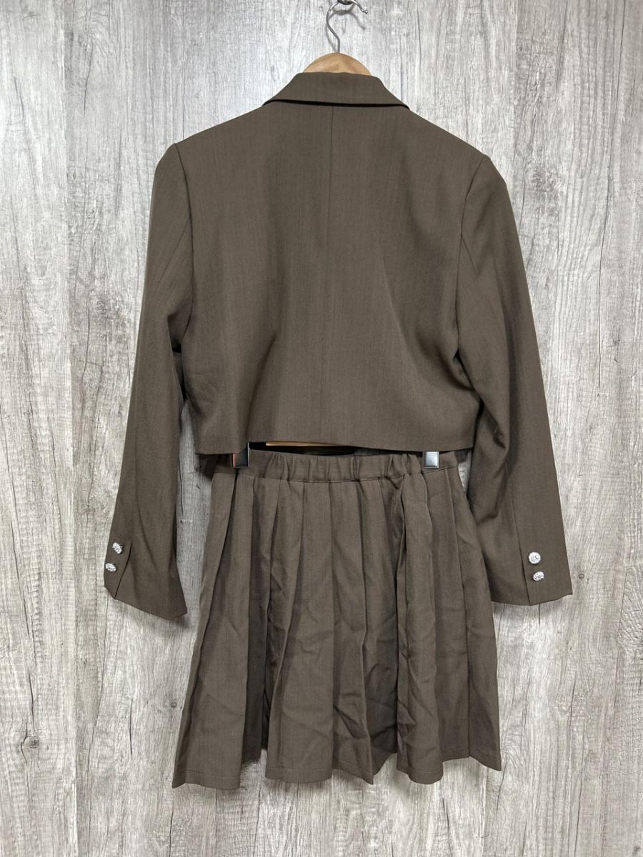 Lallana ララーナ ミニスカート ショート丈 ビジューボタン セットアップ ジャケット スカート スーツ sizeF 茶 レディース MAAHADDERANG_COM