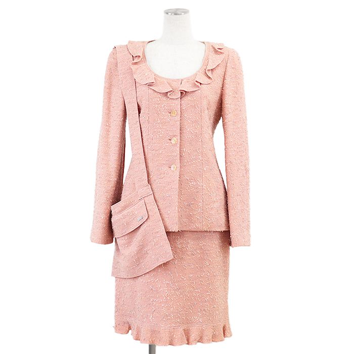 ヴィンテージ CHANEL シャネル セットアップ 99A P14302 ジャケット スカート ツイード ループ糸 ラッフル シグネチャー COCOマーク ボタン ロゴ メタルプレート スーツ バッグ付属 レディース 40 桃色 マルチ 仏製