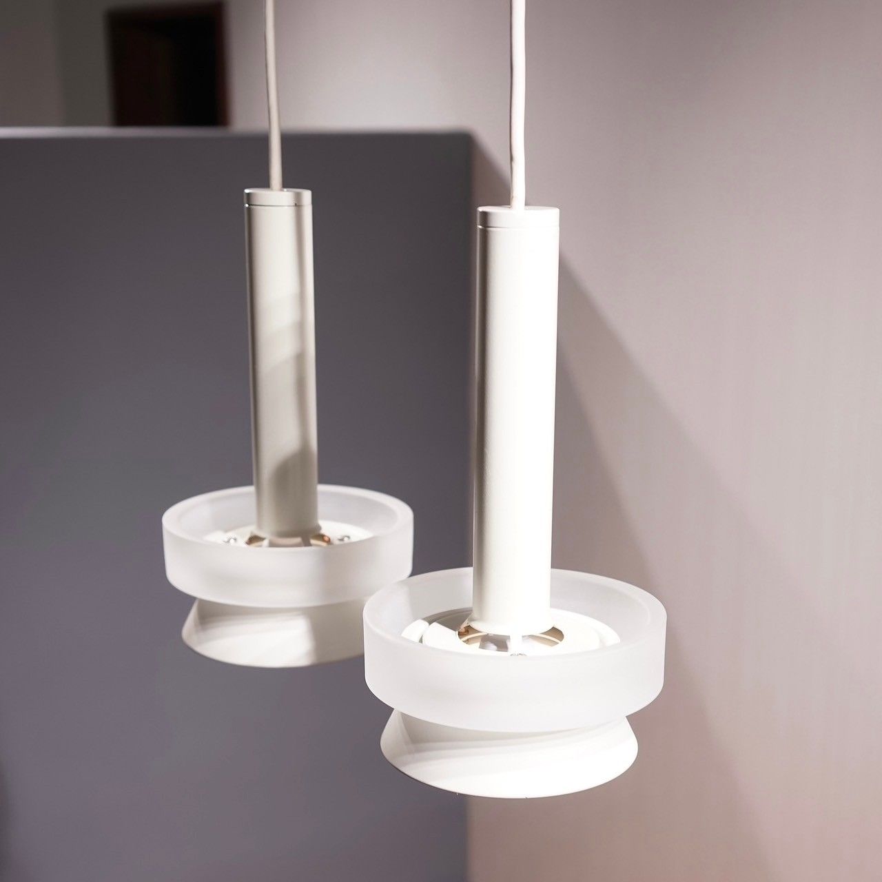 ホワイト コイズミ