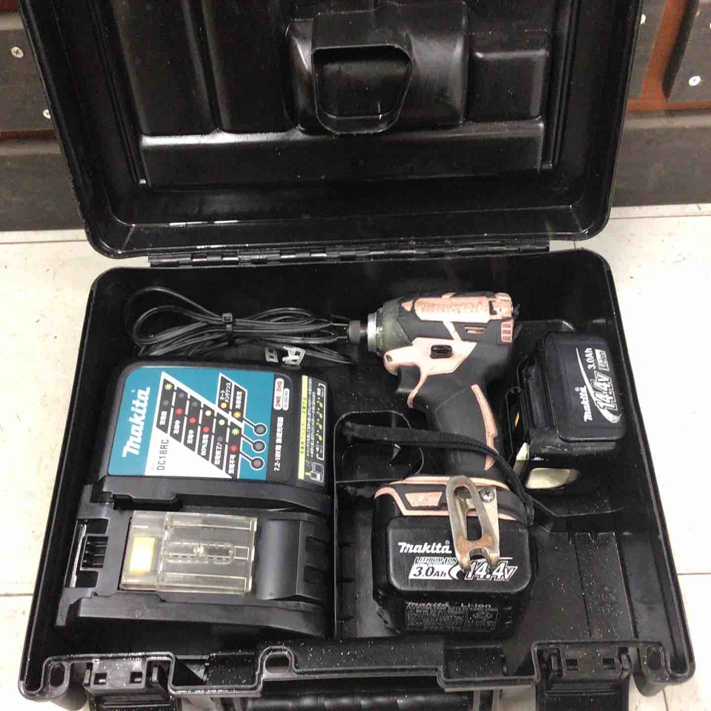 現状品 マキタ makita コードレスインパクトドライバー TD137DRTXP 鴻巣店