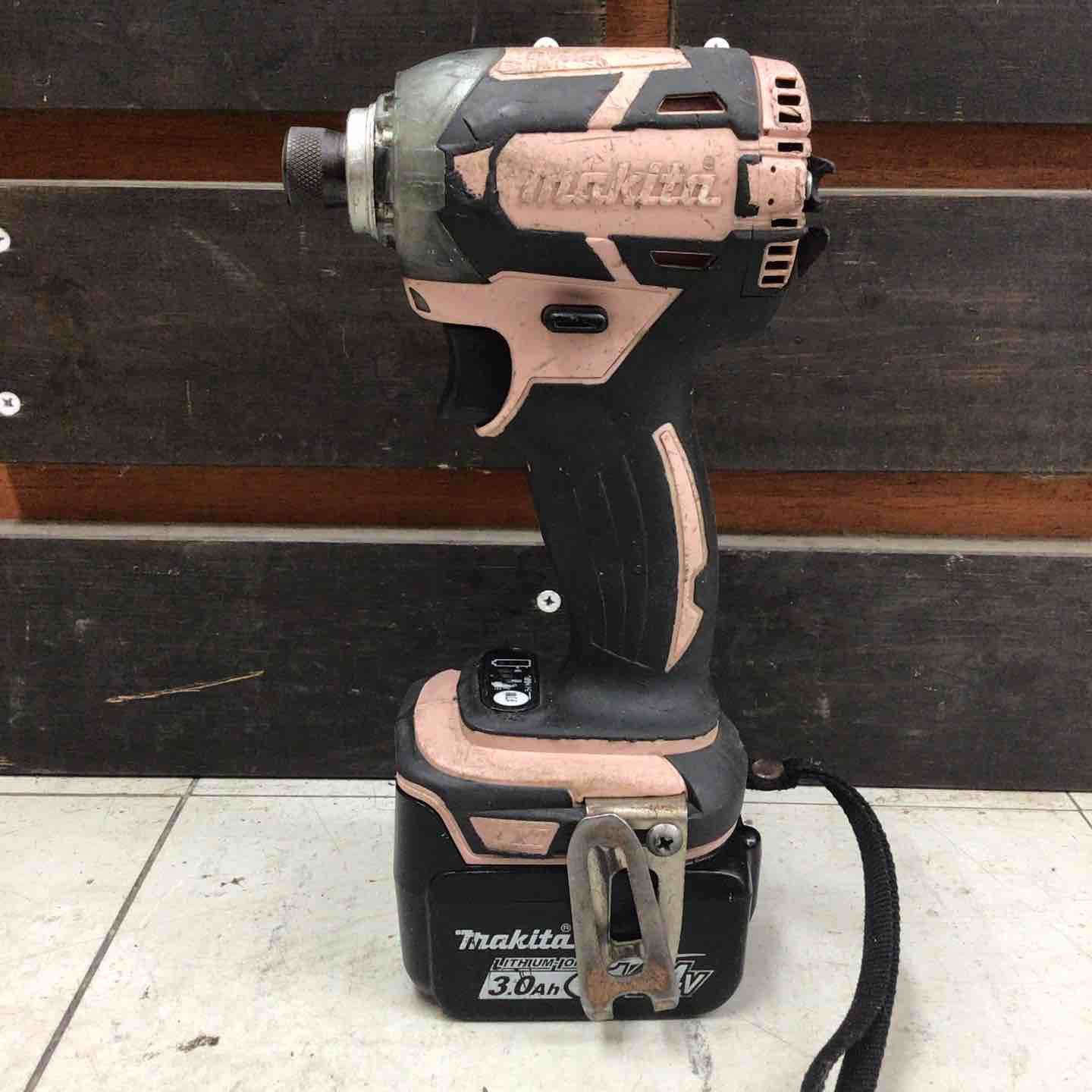 現状品 マキタ makita コードレスインパクトドライバー TD137DRTXP 鴻巣店