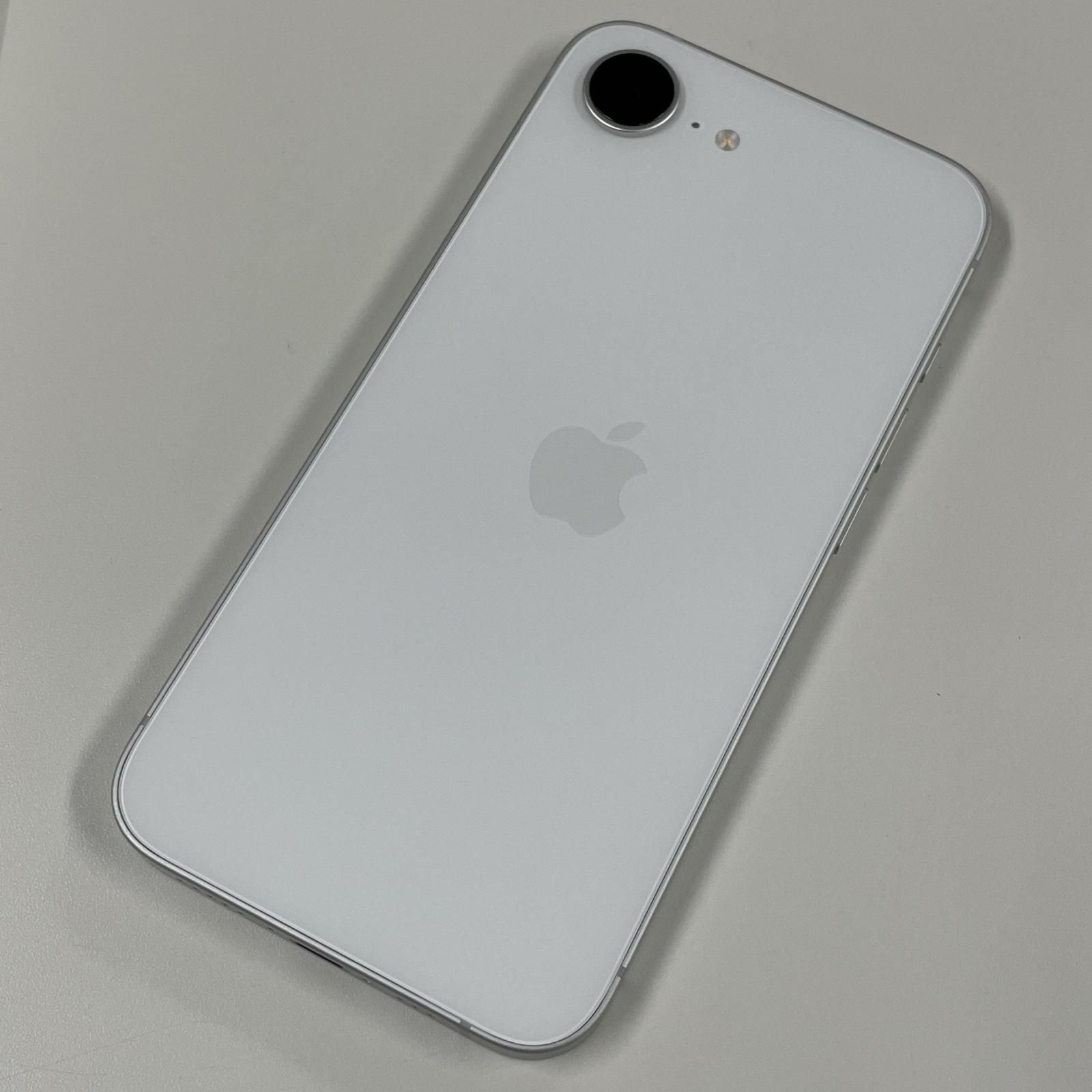 SIMフリー iPhone 16e 128GB ホワイト - メルカリ