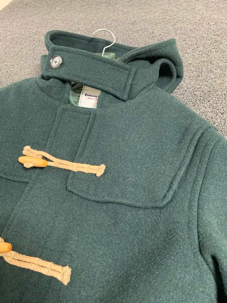 EBBETS FIELD エベッツフィールド 緑色 トグルボタン コート