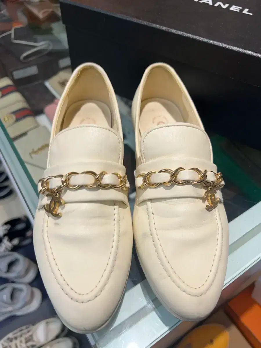 チェーン チェーンローファー