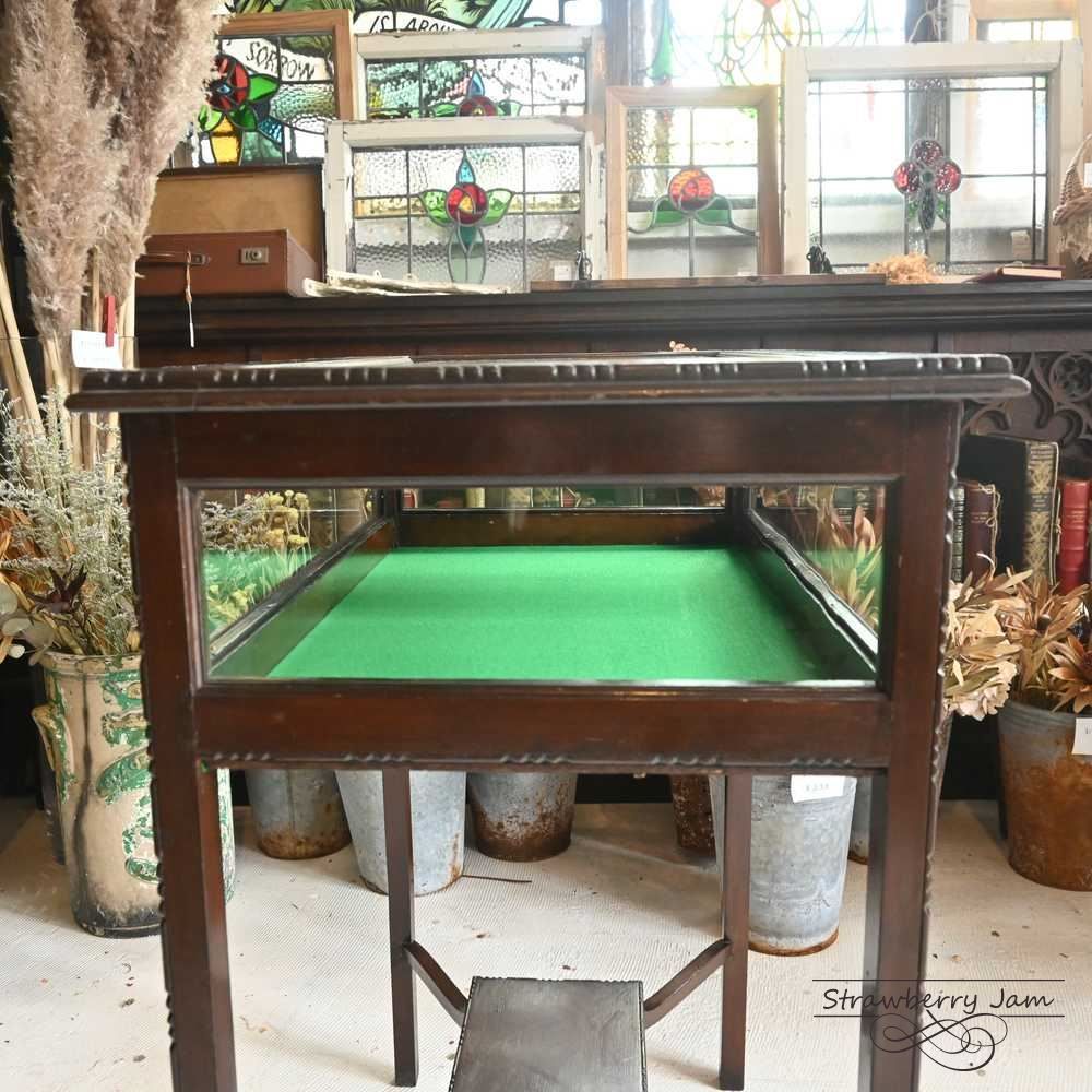 スモールキャビネット