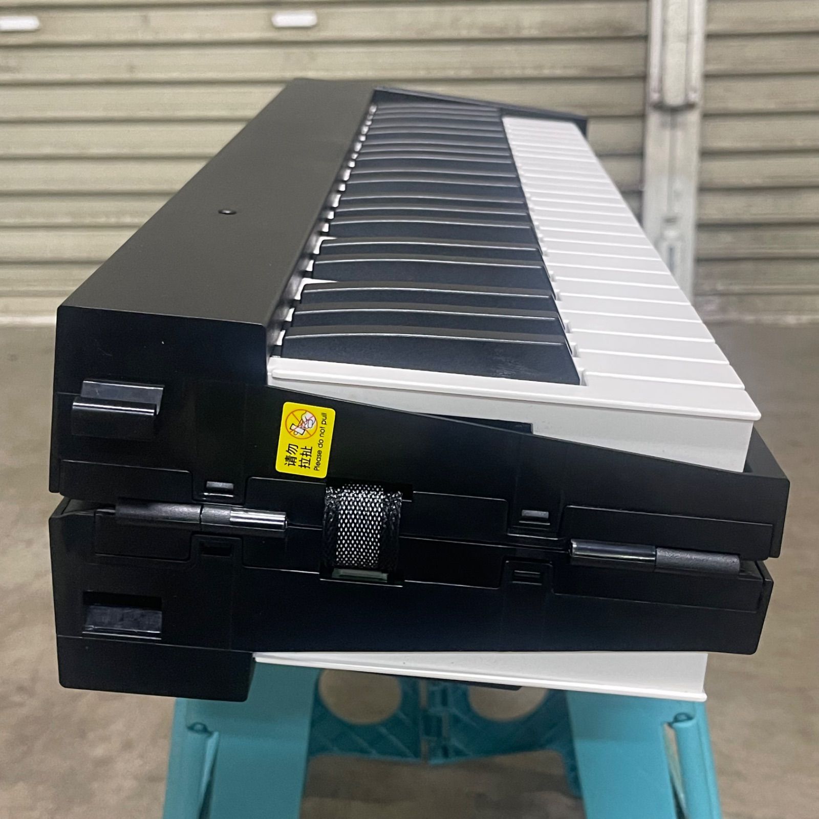 電子ピアノ 折りたたみ