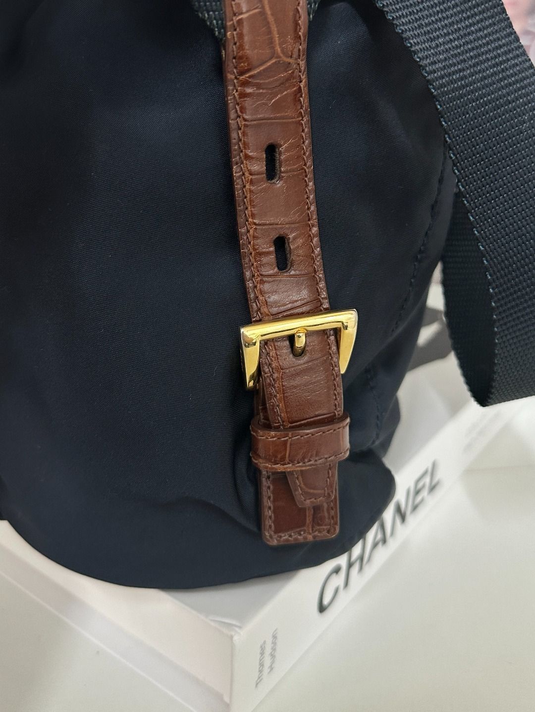 クロコダイルレザー