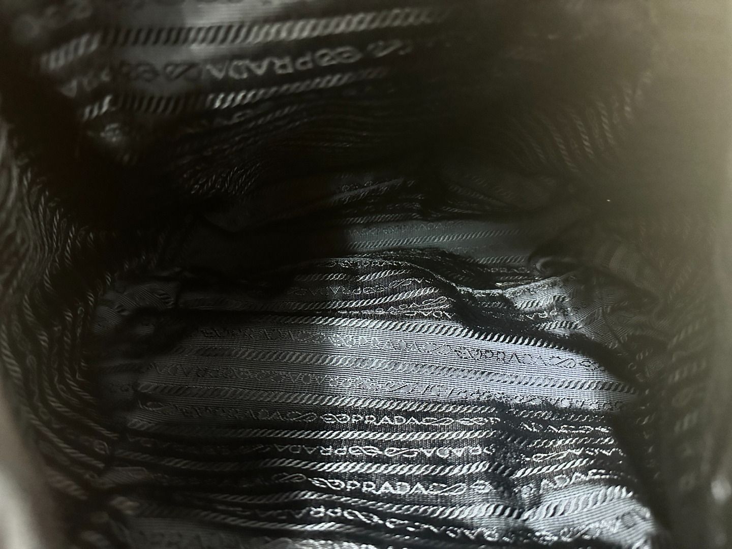 PRADA プラダ クロコダイルレザー バックパック DECORATOM_COM_BR