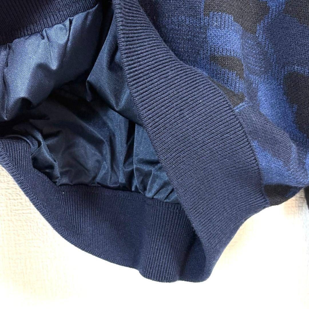 美品】 callaway Vネック長袖ニット L ネイビー 胸元ロゴ刺繍 総柄