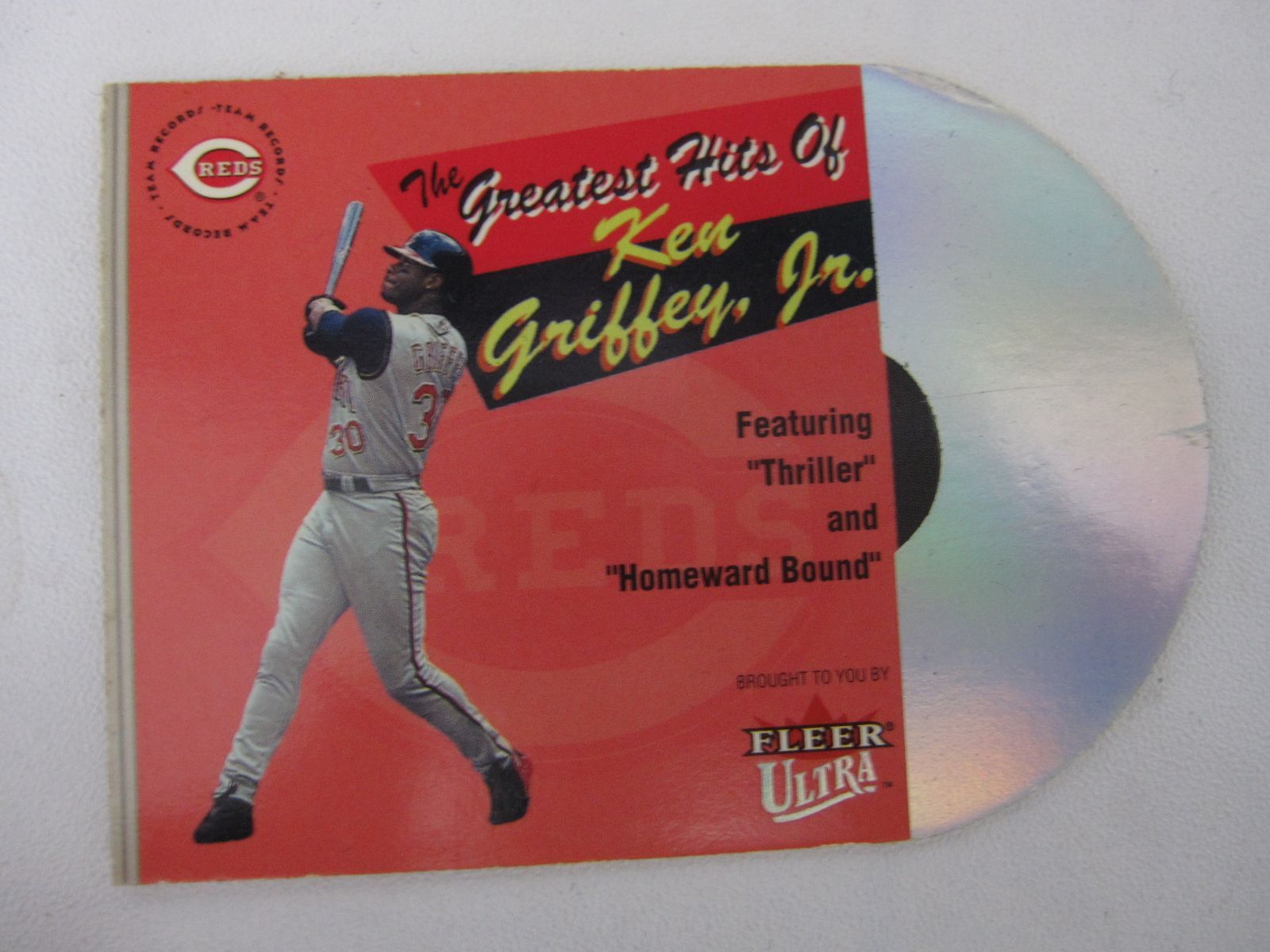 野球カード ケン・グリフィーJr..KEN GRIFFEY JR 2001 FLEER ULTRA THE