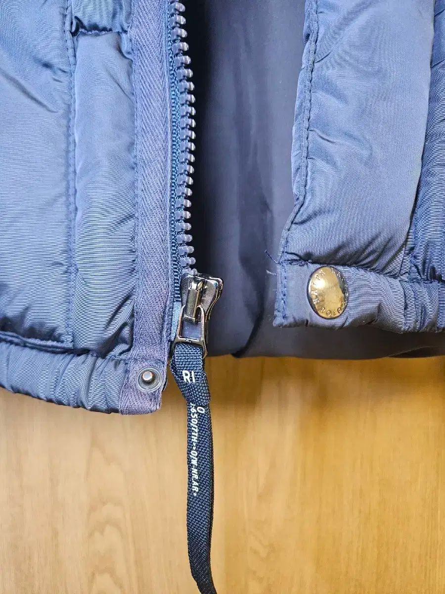 ダウンジャケット