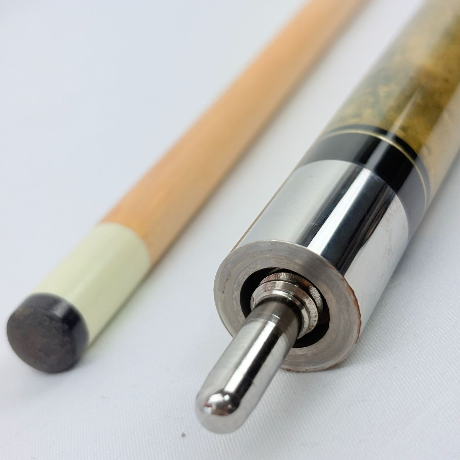 ビリヤードキュー