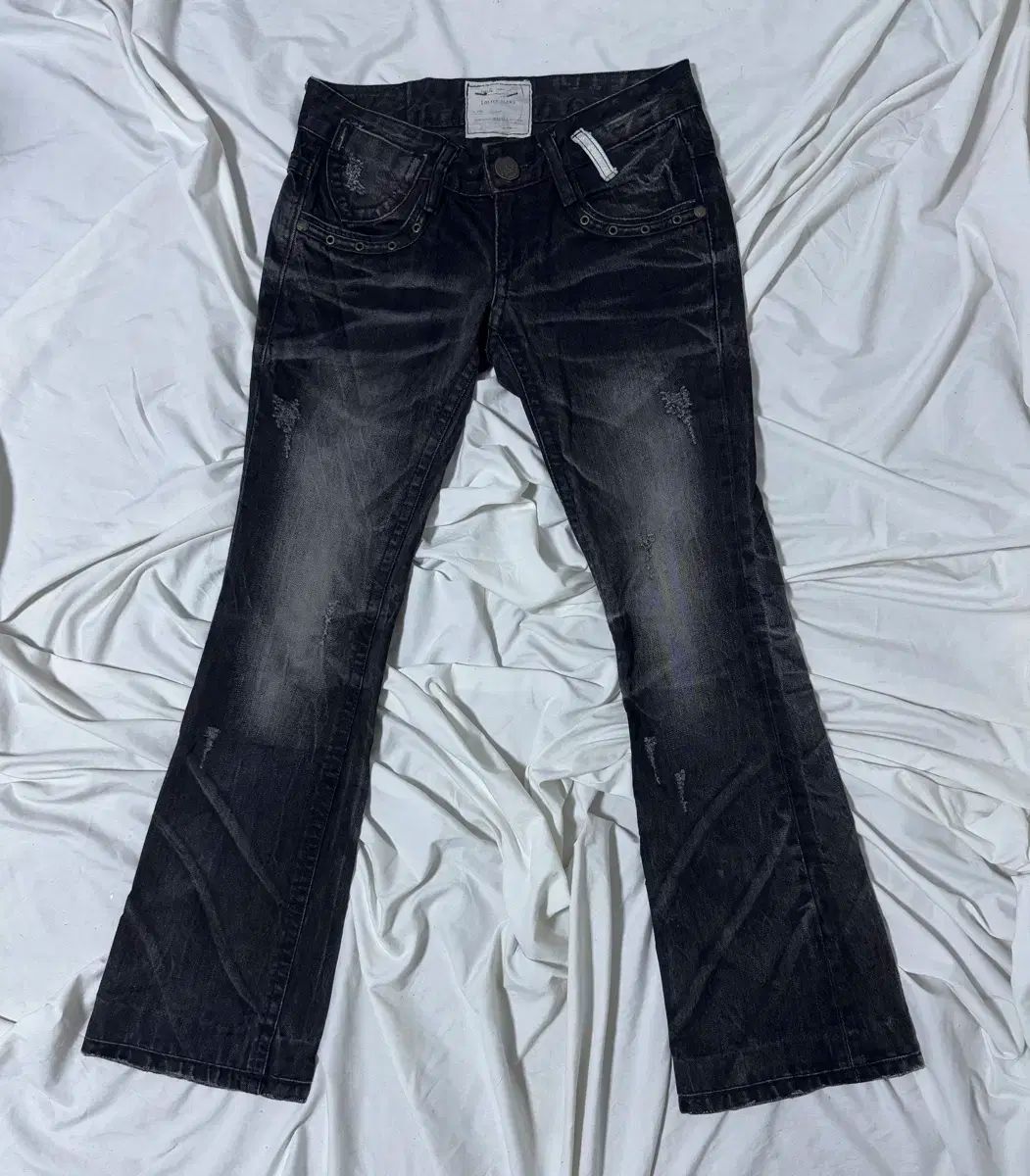 ラッキー Lolitaジーン ユニオンジャックフ ジーンディストレッド サマーセール！