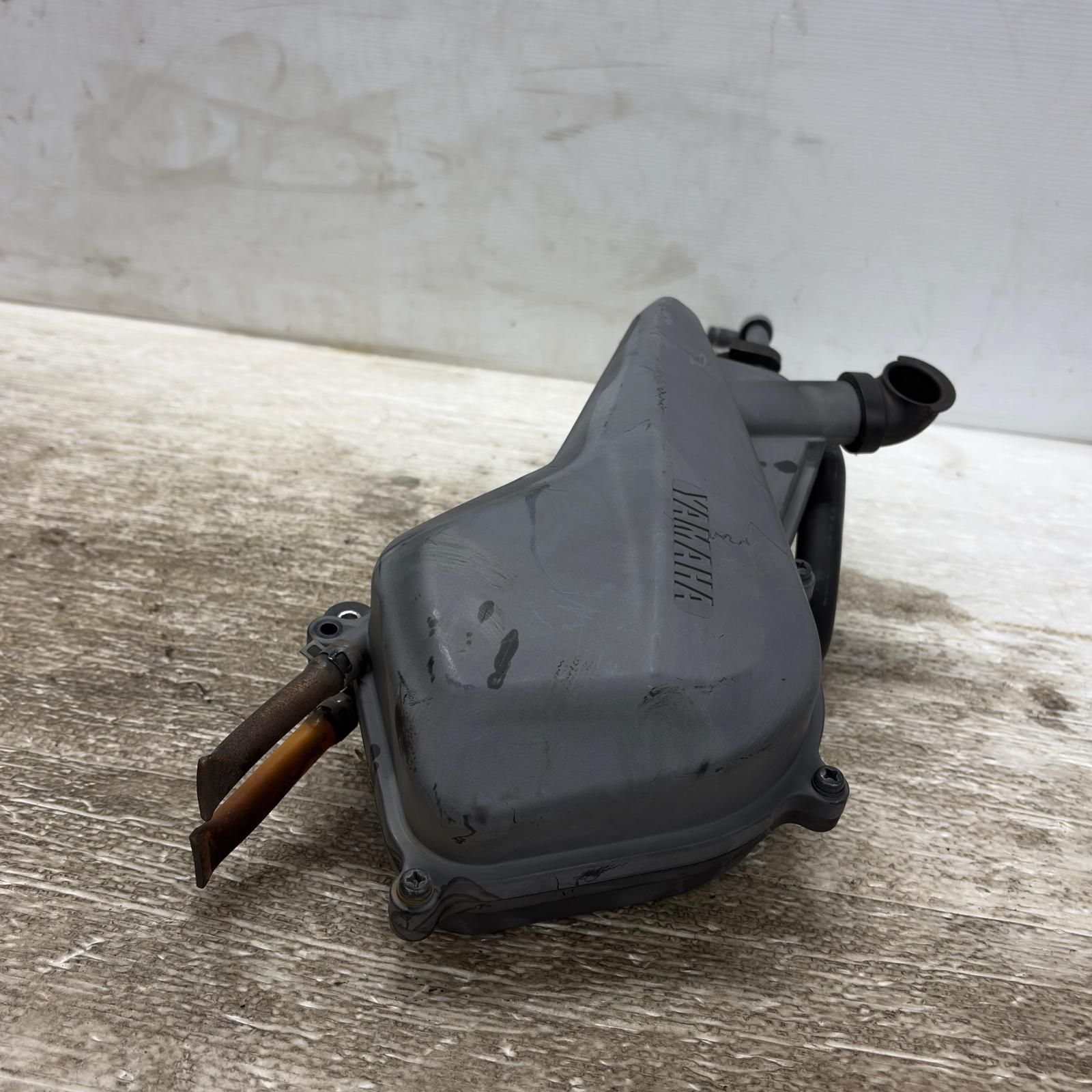 YAMAHA アクシストリート SE53J エアクリーナーボックス ヤマハ