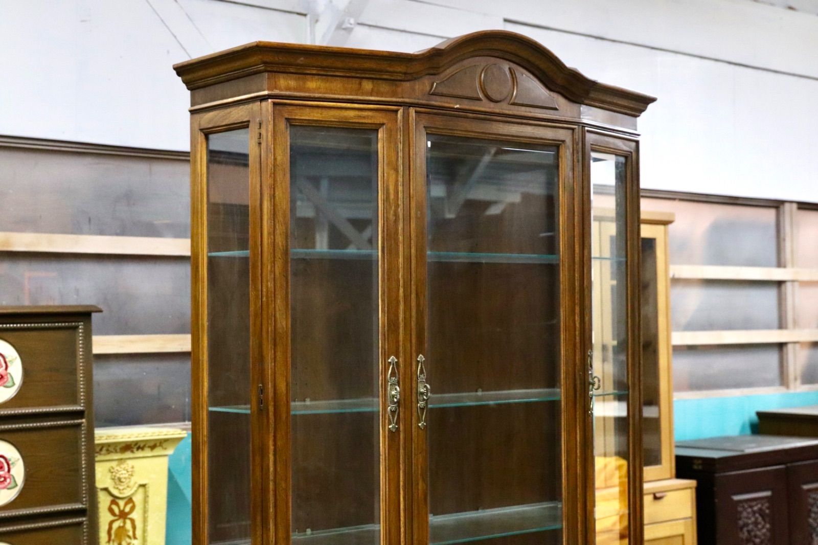 GMIK575 DREXEL HERITAGE ドレクセルヘリテイジ キャビネット 飾り棚 クラシック キュリオ アメリカ ヴィンテージ カップボード