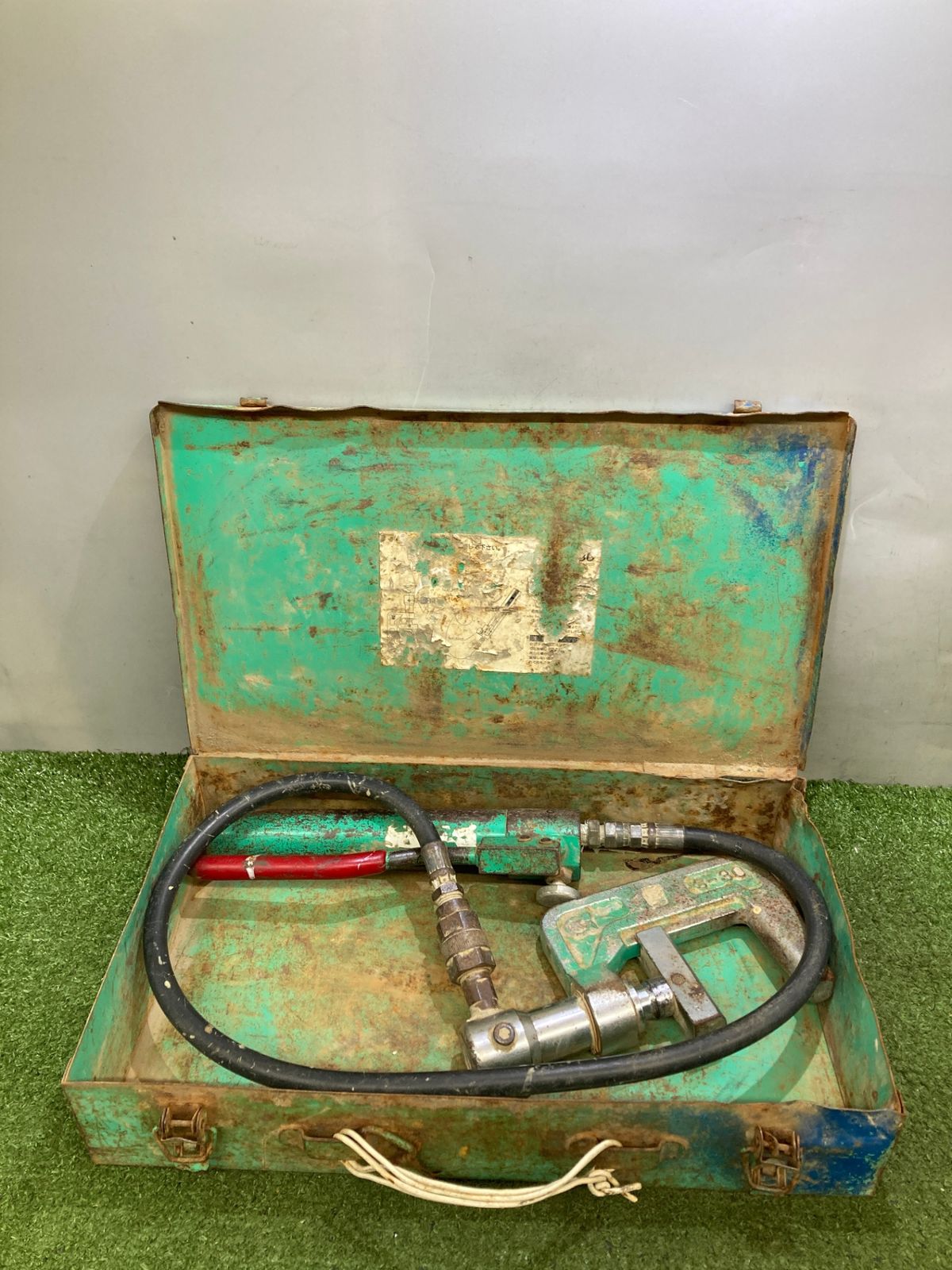 品 0921 亀倉精機 手動油圧式 パイプ断水機 SS-30 ITTNFRPUPJS0