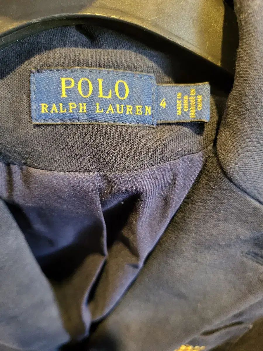 ネイビー ゴールド