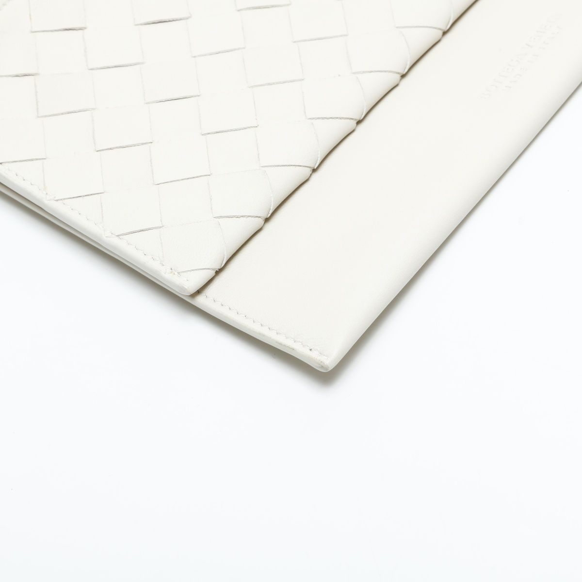 レザー イントレチャート