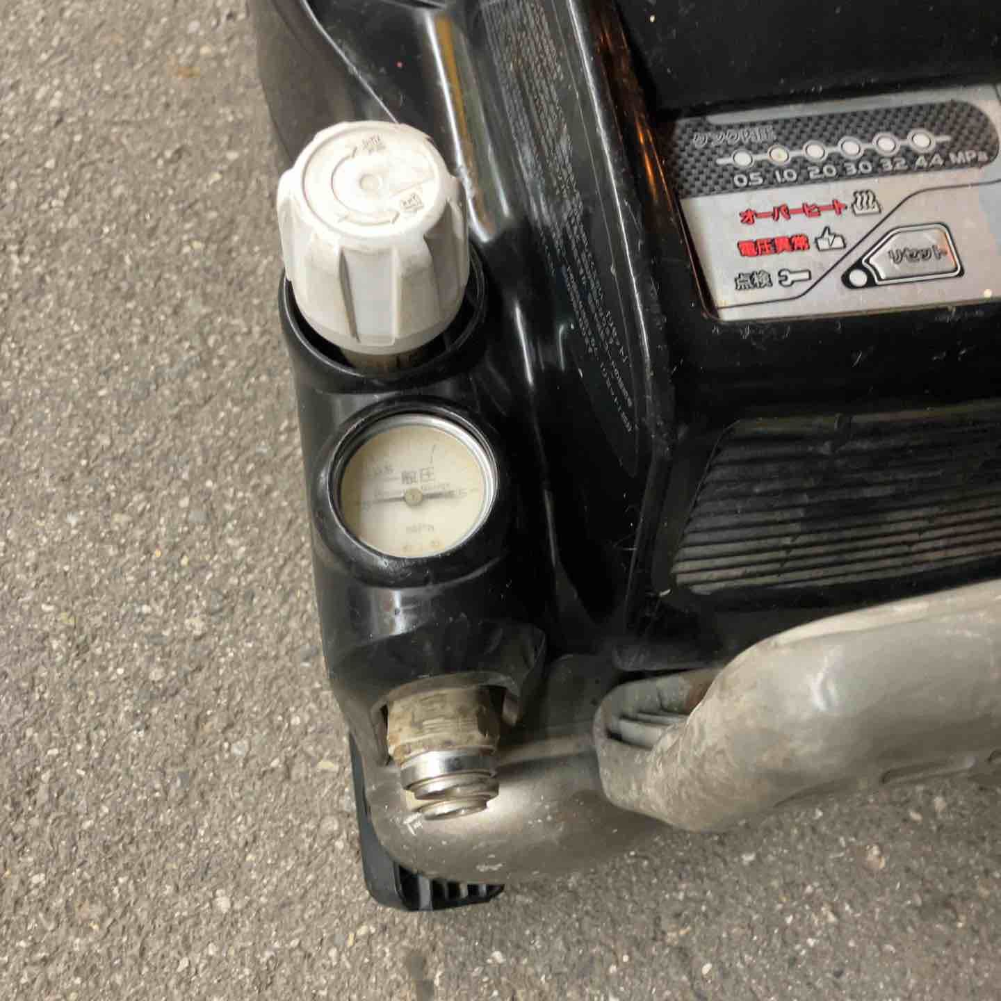 HIKOKI エアコンプレッサー