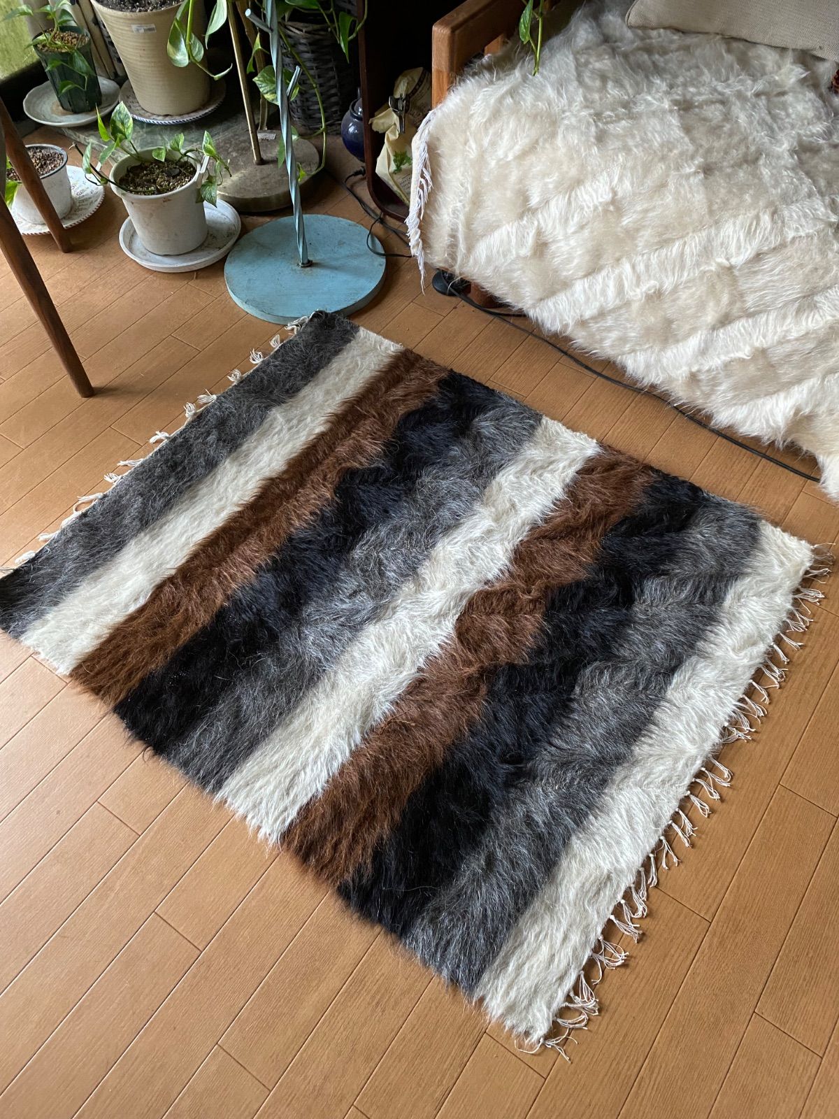 ラグや車やキャンプにも