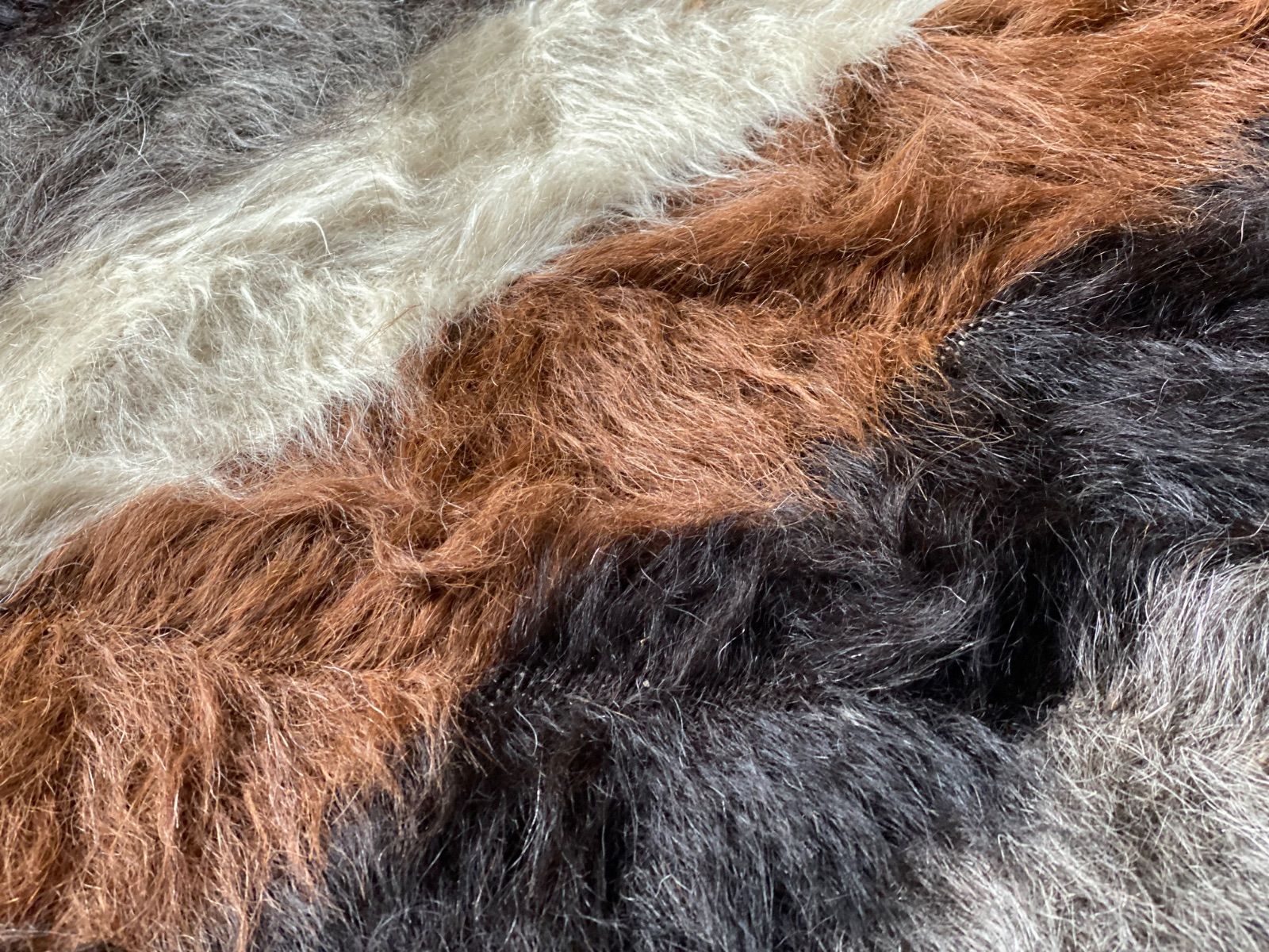 膝掛けサイズ ラグや車やキャンプにも