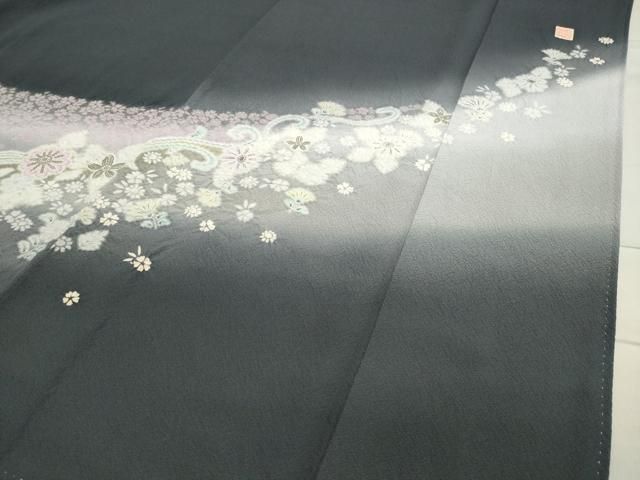 平和屋着物○十日町 名門 滝泰謹製 訪問着 絞り 花唐草文 金彩