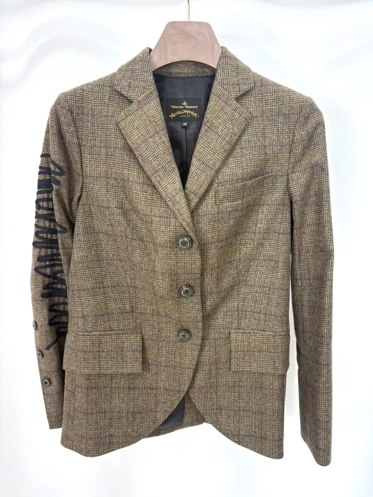 M ヴィヴィアン