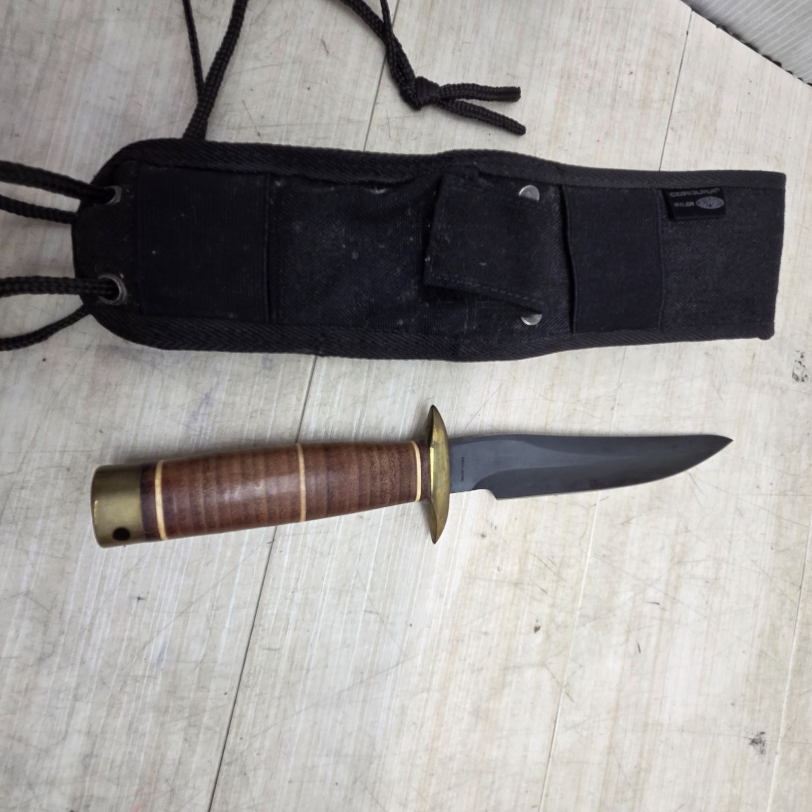 10 S99495 SOGソグ ナイフ 刃物 ケース付 アウトドア サバイバル ミニタリー