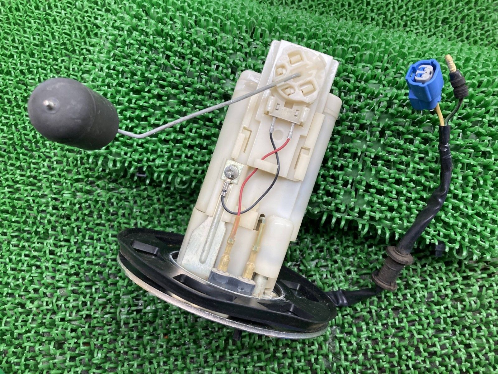 CBR250RR フューエルポンプ UC-T35HU62 ホンダ 純正 MC51 フューエルセンサー 燃料ポンプ 機能的問題なし 品薄 kY