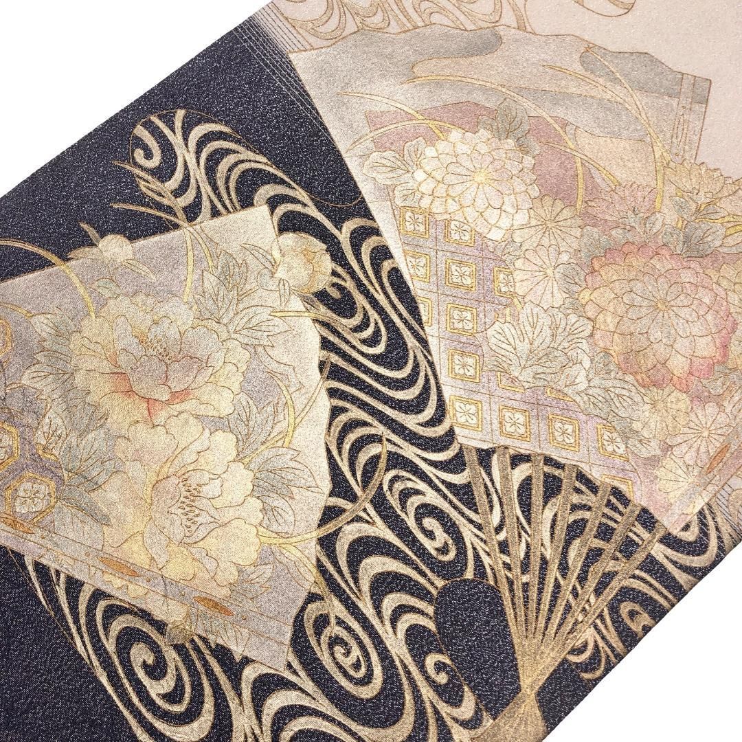 綴れ織 扇子に花模様