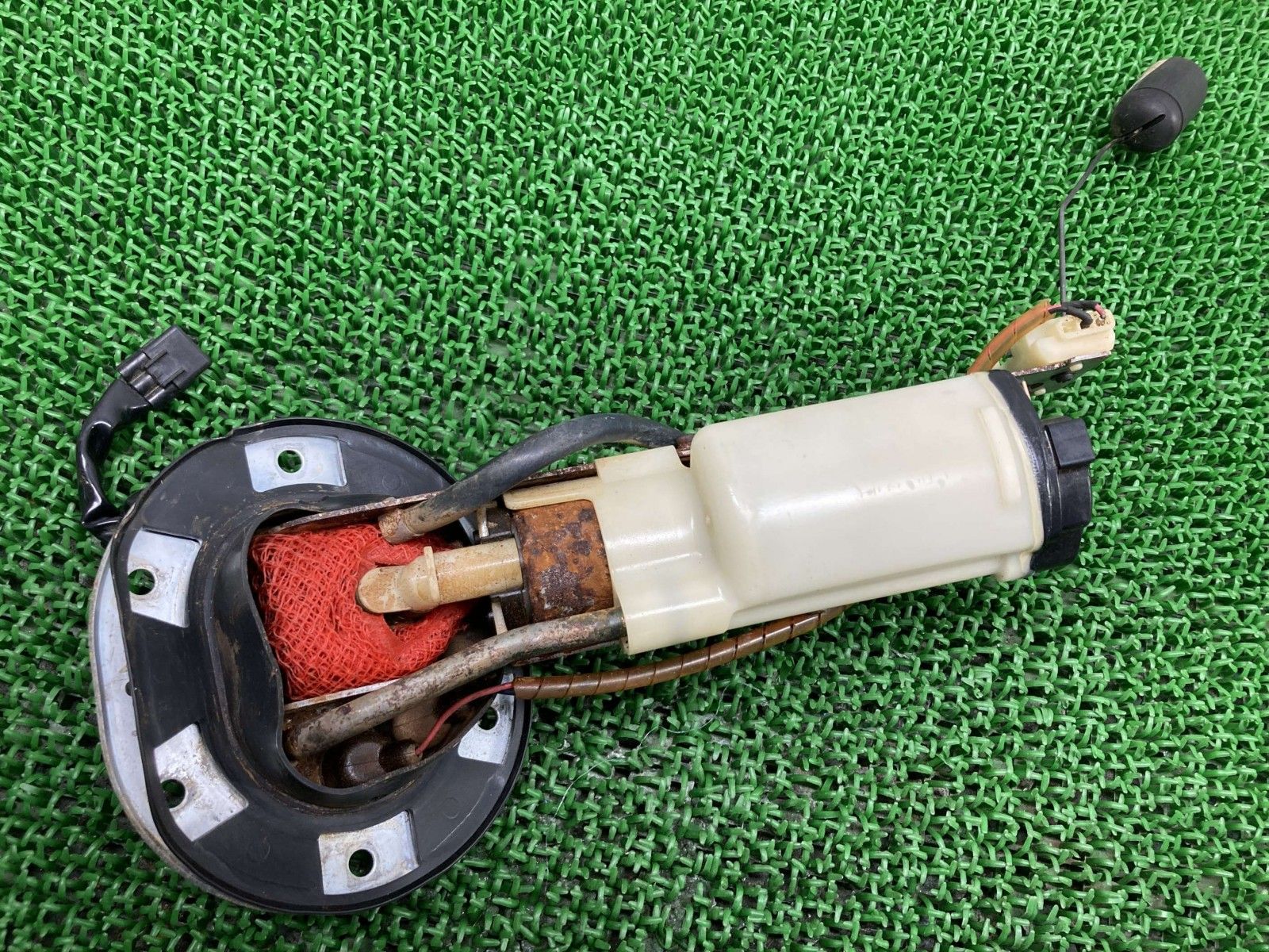 CB400SF フューエルポンプ UC-T30HU13 ホンダ 純正 バイク 部品 NC42 REVO レボ フューエルセンサー 燃料ポンプ lY