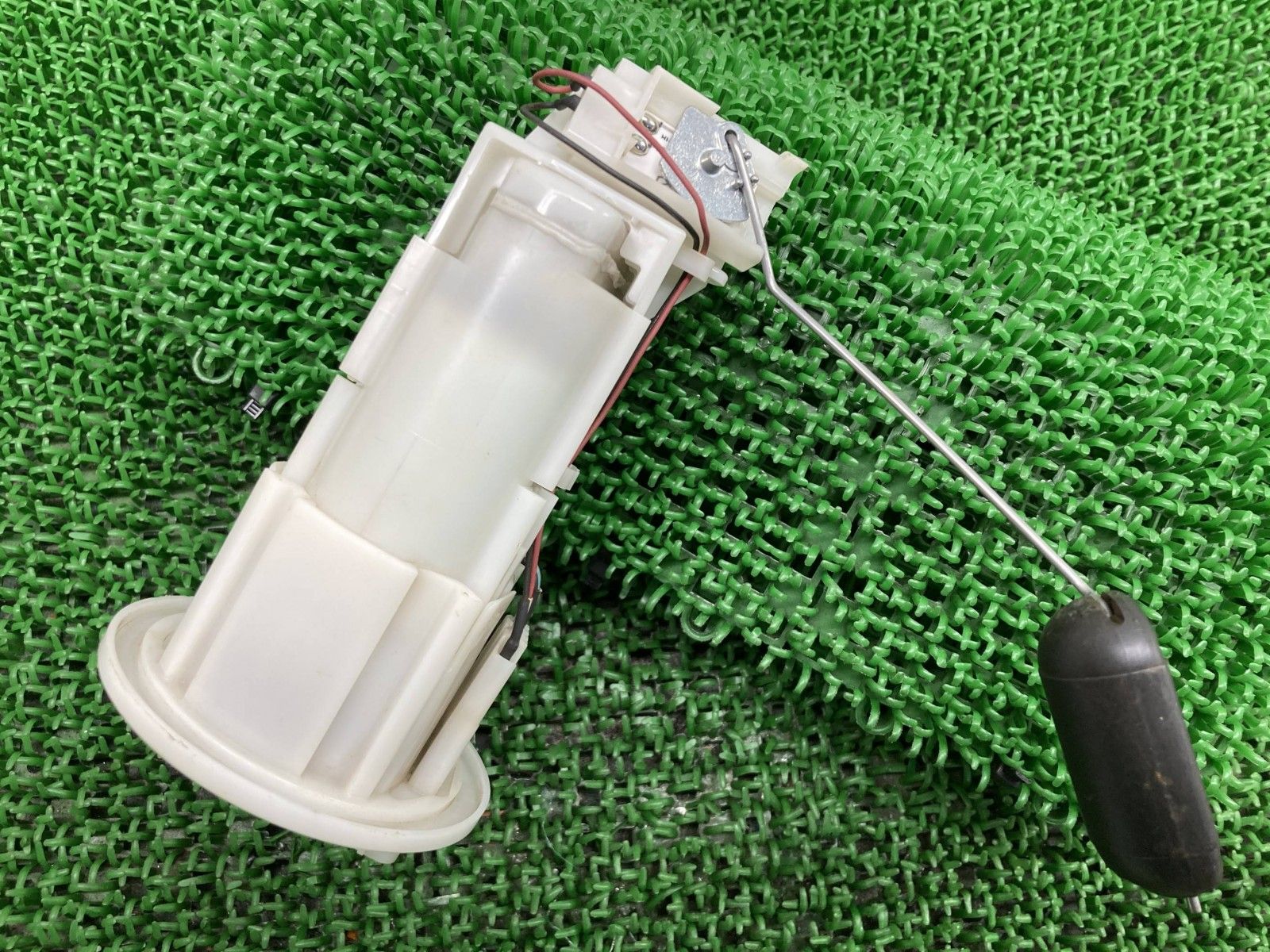 エリミネーター450 フューエルポンプ 49040-0823 カワサキ 純正 EL450A ELIMINATOR フューエルセンサー 燃料ポンプ dI