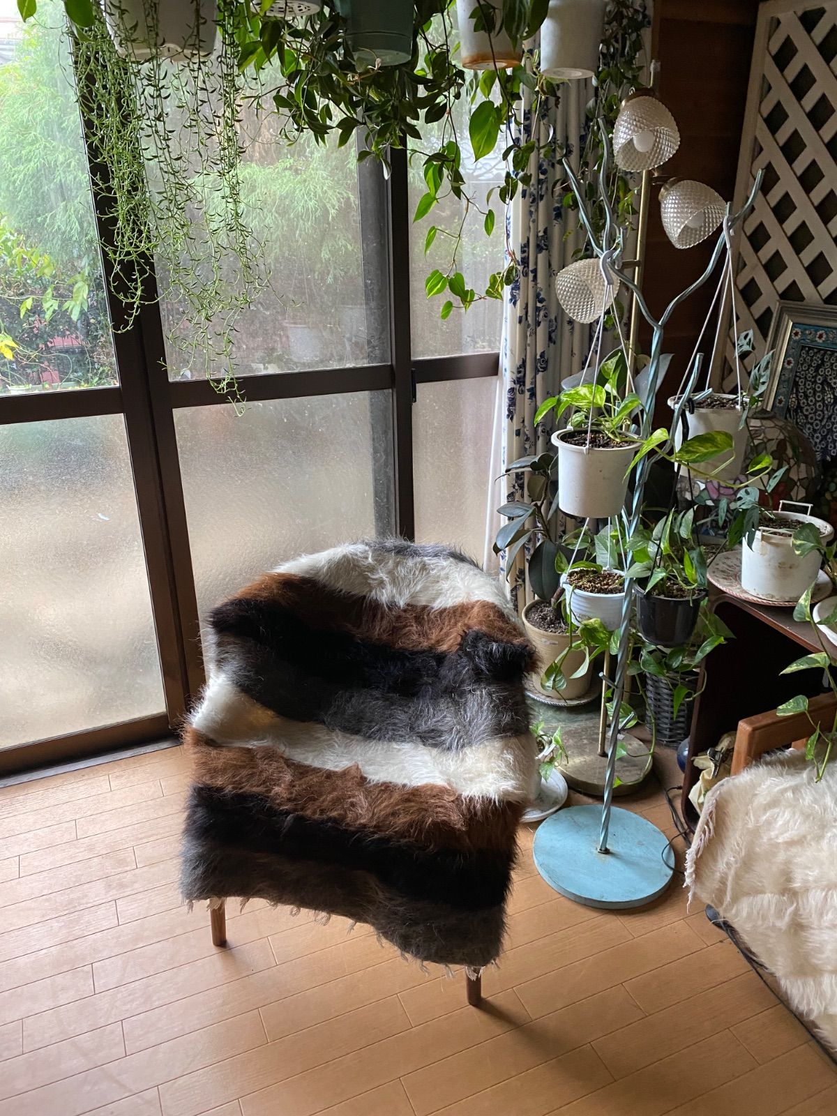 上アンゴラヤギモヘア使用ヴィンテージシイルトバッタニイェ