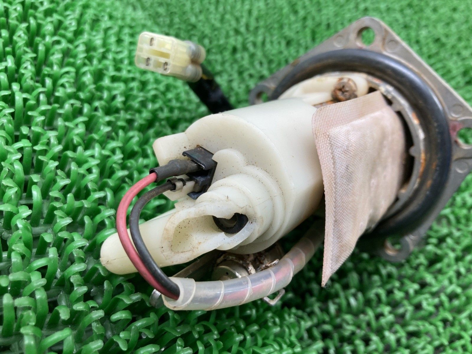 NINJA250R フューエルポンプ カワサキ 純正 EX250K ニンジャ250K フューエルセンサー 燃料ポンプ 修復素材や部品取りに aY