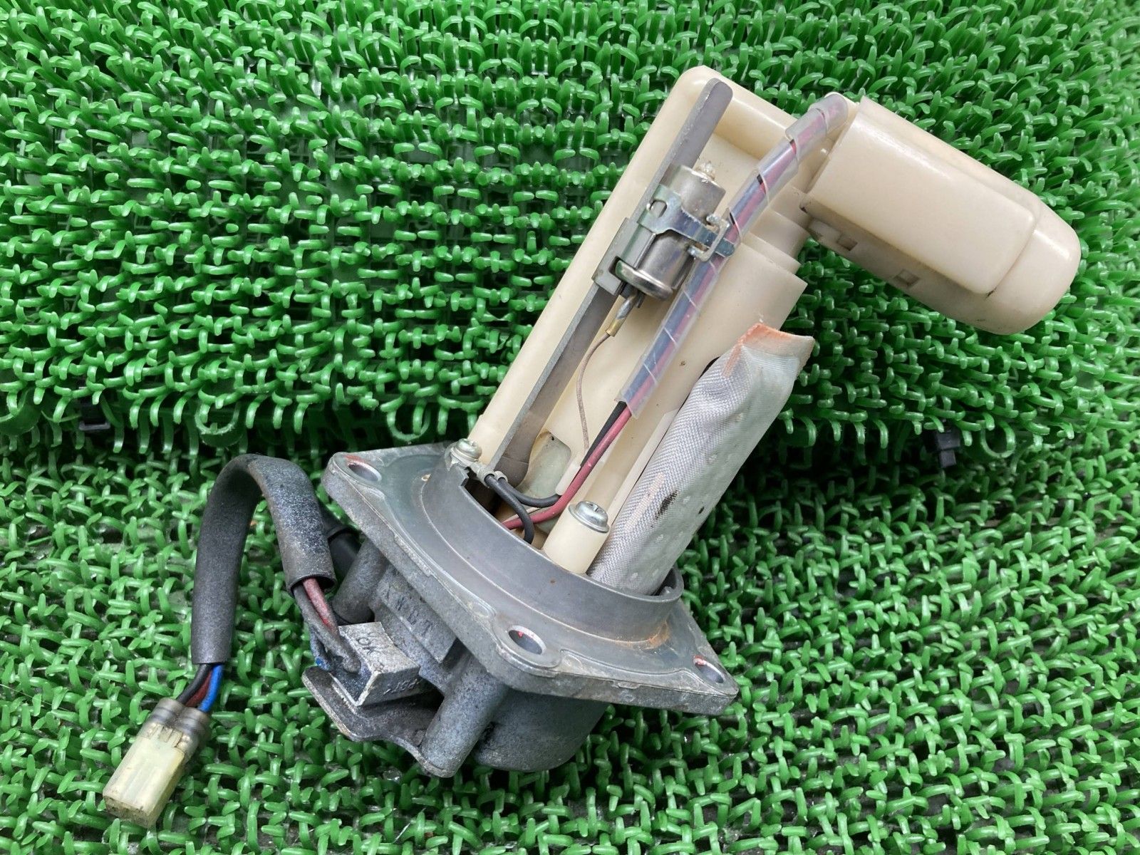 NINJA250R フューエルポンプ カワサキ 純正 EX250K ニンジャ250K フューエルセンサー 燃料ポンプ 機能的問題なし 品 xG