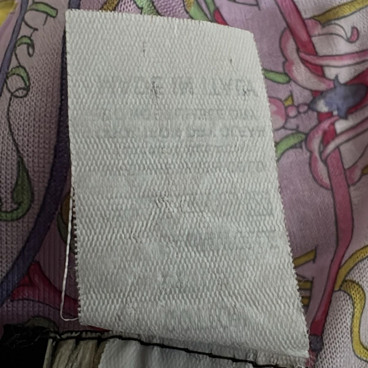 ピンク×ライトグリーン×マルチ クルーネック